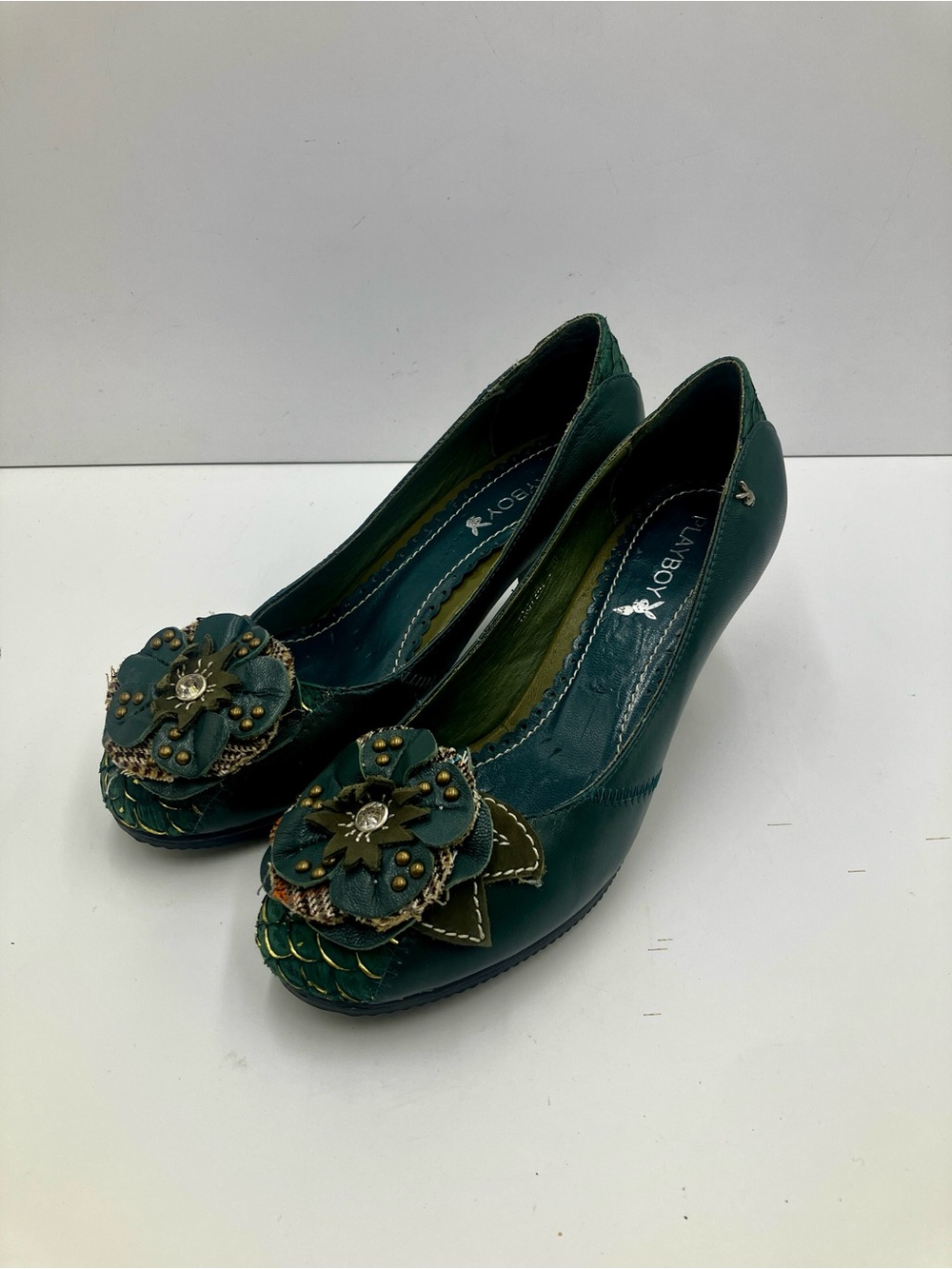 RARE PLAYBOY Green Floral Embellished Women's Pumps